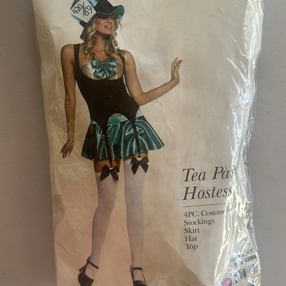 Tea Party Hostess Costume - Picture 2 of 5